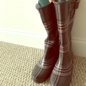 Sperry Plaid rain boots size 9 - grey
